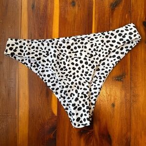 Animal print bikini bottom S